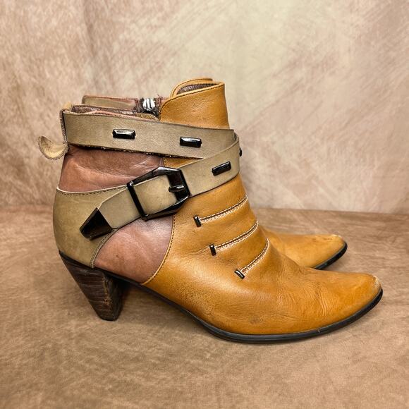 Elite by Corky Antelope Patchwork Leather Heeled Ankle Booties Tan Boho Western - Picture 1 of 12